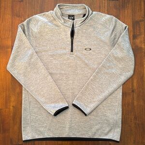 Mens Oakley 1/4 Zip Pullover Medium